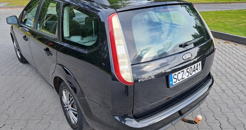 Ford Focus cena 16000 przebieg: 213310, rok produkcji 2010 z Piechowice małe 154